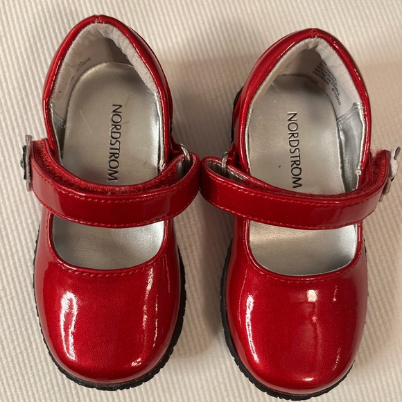 Nordstrom🎈baby girl size 5M red patent Mary Jane - Picture 4 of 5